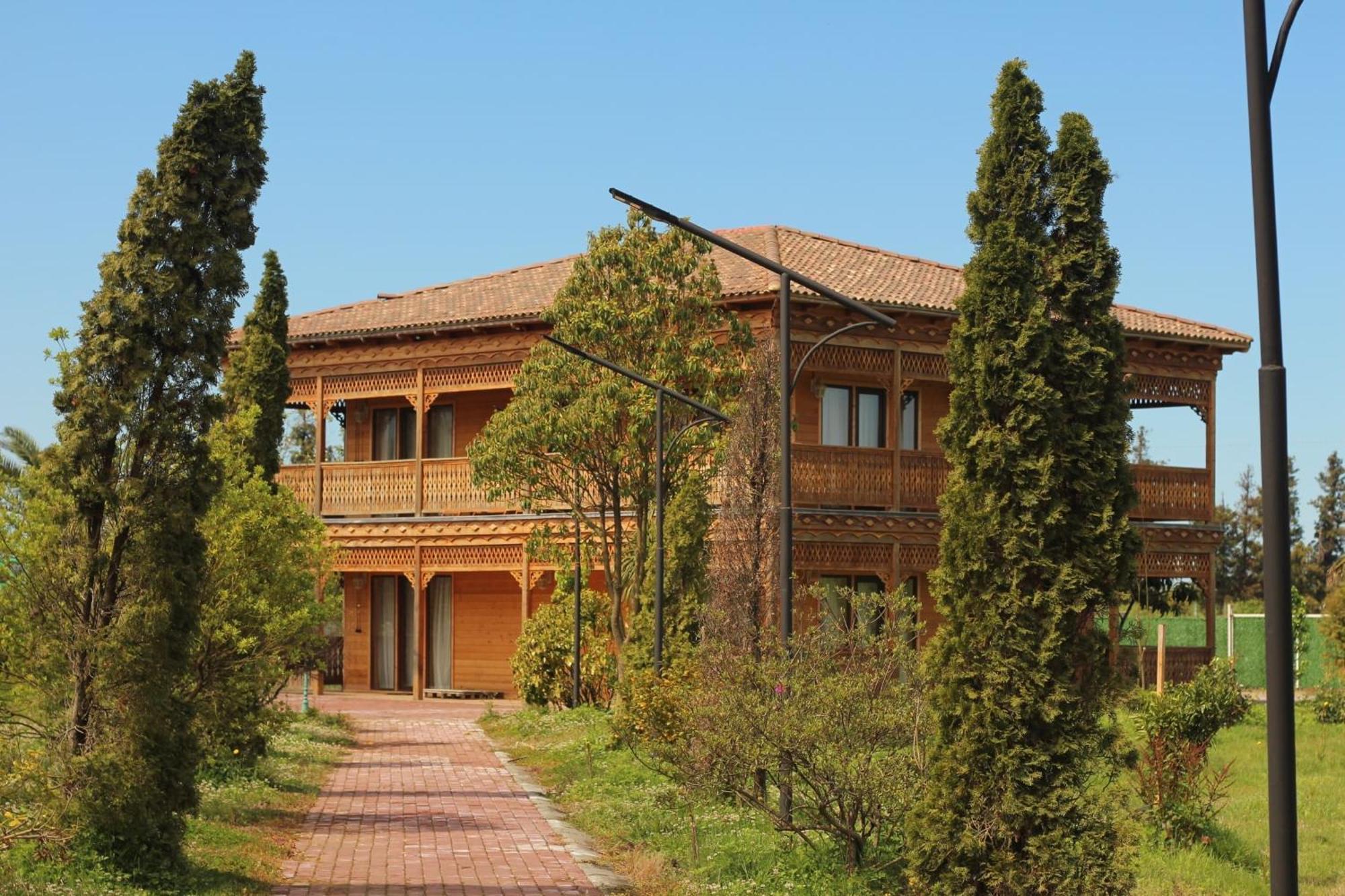 Hotel Chateau Kvirike Kobuleti Exterior photo